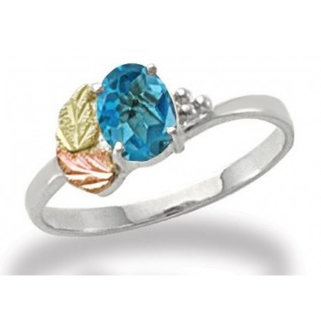 Landstrom's® Sterling Silver Ladies Ring w Blue Topaz