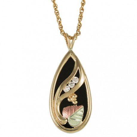BLACK HILLS GOLD NECKLACE PENDANT WITH ONYX AND DIAMOND