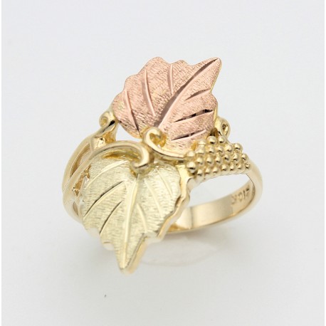  Ladies Black Hills Gold Ring with Leaf and Grapes
