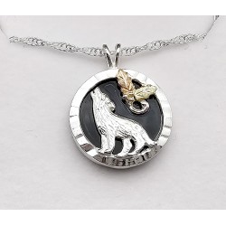 Black Hills Gold Sterling Silver Onyx Pendant with Wolf