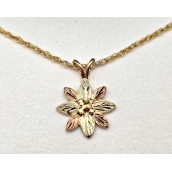 10K Black Hills Gold Flower Pendant with Chain