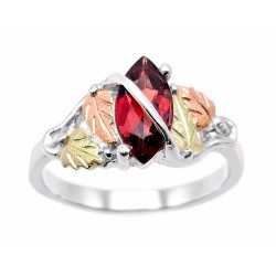 Black Hills Gold Sterling Silver Ladies Ring w Genuine Garnet