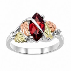 Black Hills Gold Sterling Silver Ladies Ring w Genuine Garnet